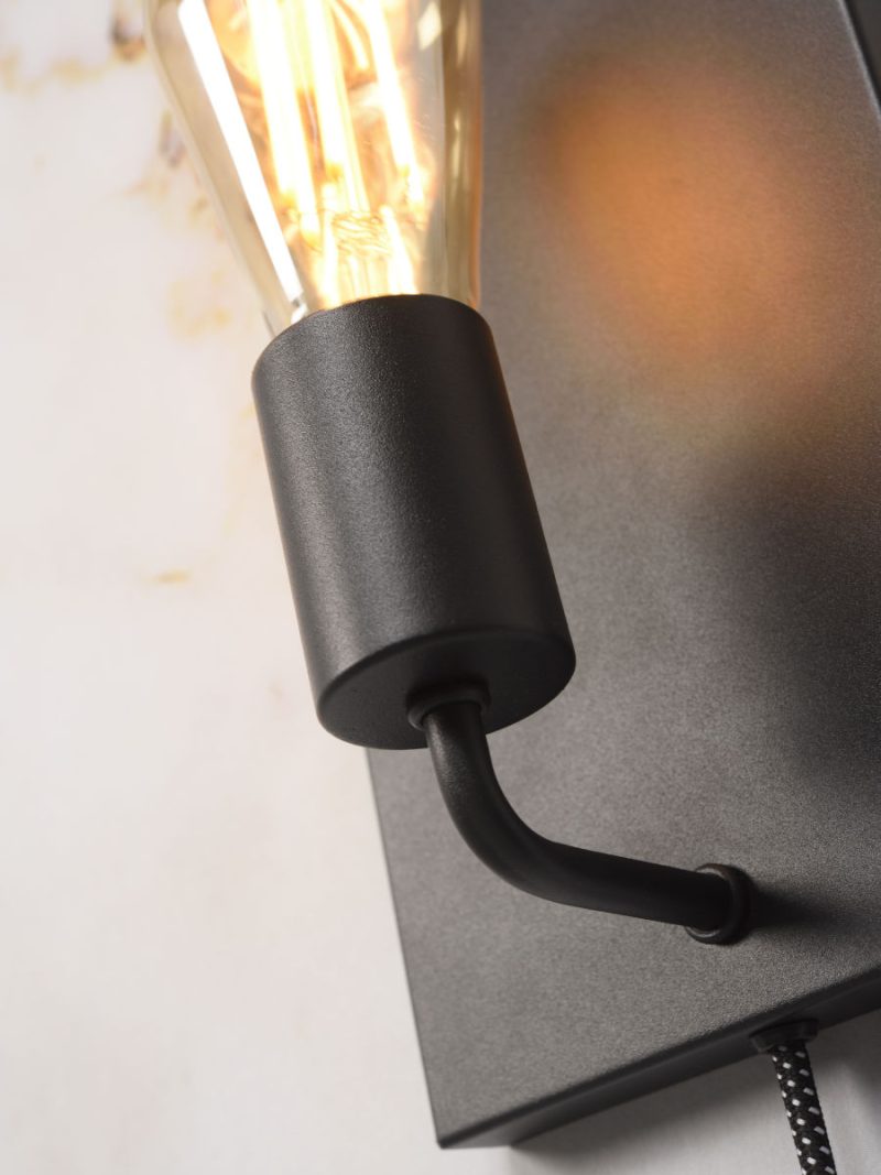 Minimalistische rechthoekige zwarte wandlamp It's About RoMi Madrid - Afbeelding 3