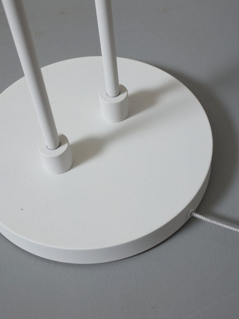 Witte retro metalen vloerlamp It's About RoMi Havana - Afbeelding 6