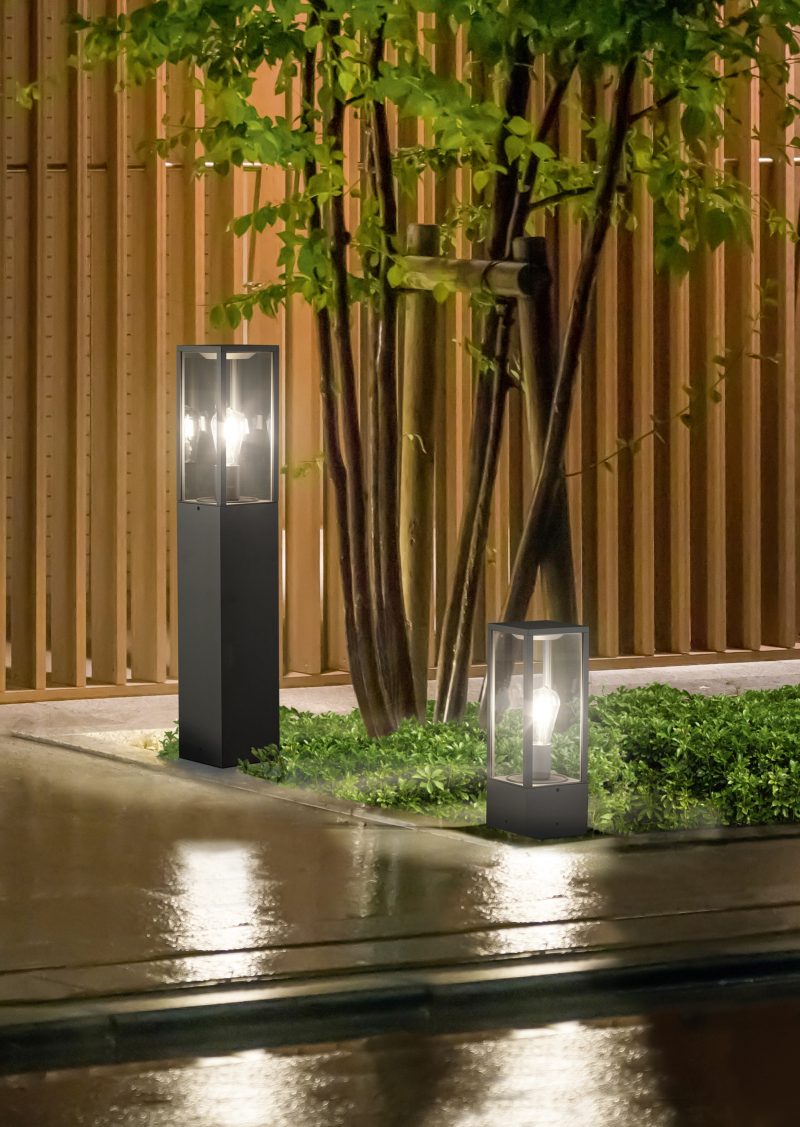 Antracietkleurige vloerlamp aluminium vitrinekast Garonne - Afbeelding 2