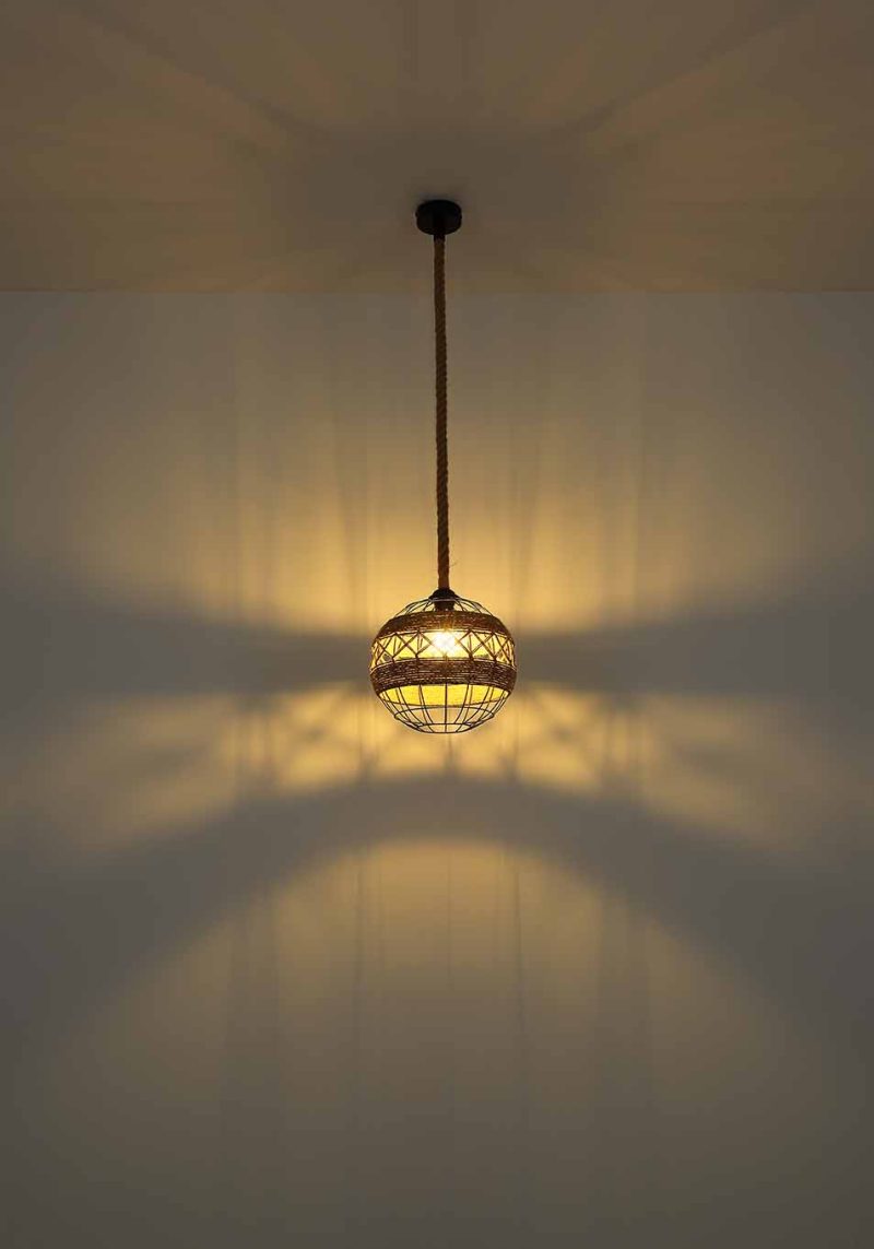 Bolvormige hanglamp zwart/naturel hennepweefsel Globo Ulleu - Afbeelding 4