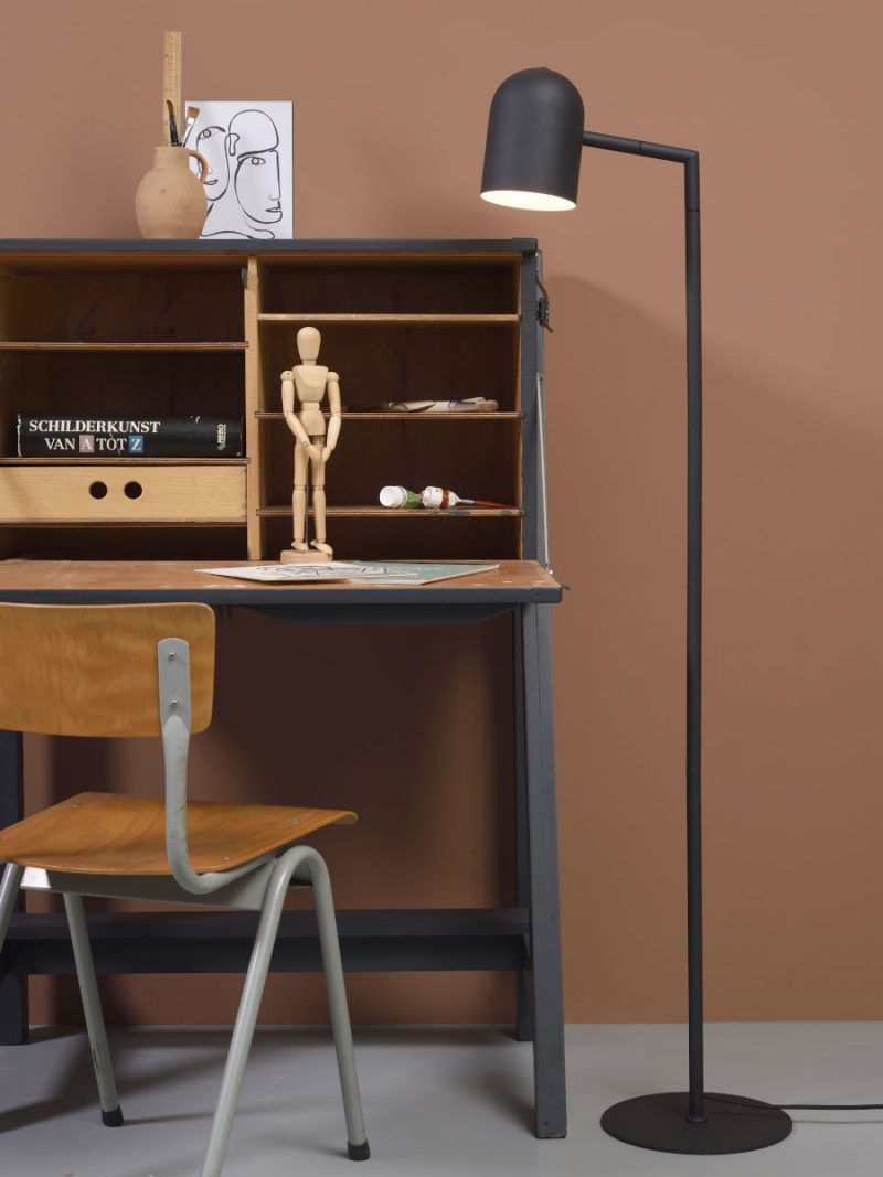 Draaibare retro zwarte vloerlamp It's About RoMi Marseille - Afbeelding 5