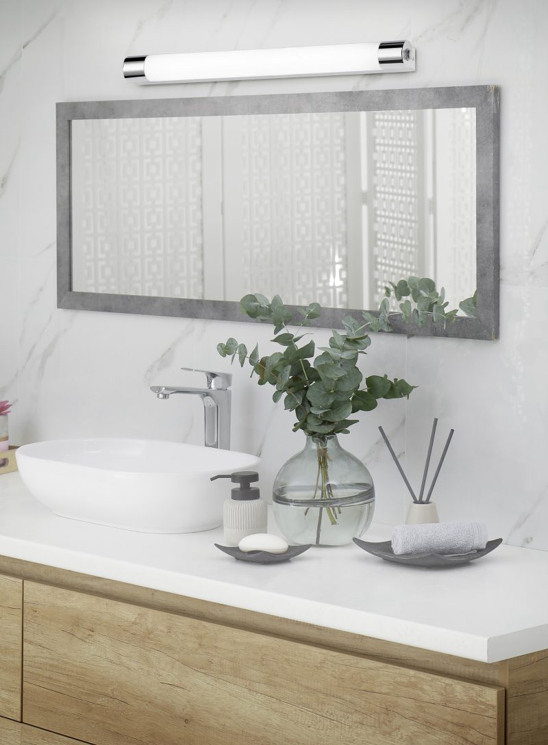 Klassieke metalen chromen wandlamp Kolian - Afbeelding 2