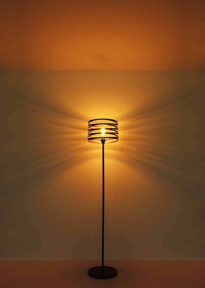 Metalen spiraal zwarte retro hanglamp Globo Marco - Afbeelding 4