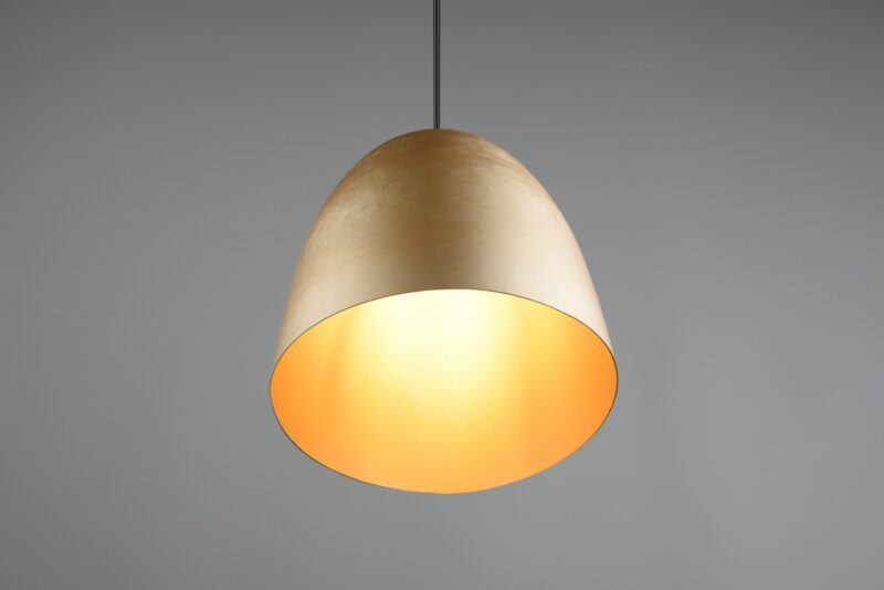 Strakke komvormige aluminium hanglamp zwart/messing Tilda - Afbeelding 3