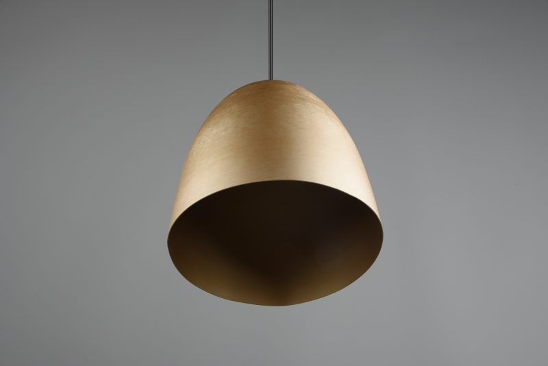 Strakke komvormige aluminium hanglamp zwart/messing Tilda - Afbeelding 4