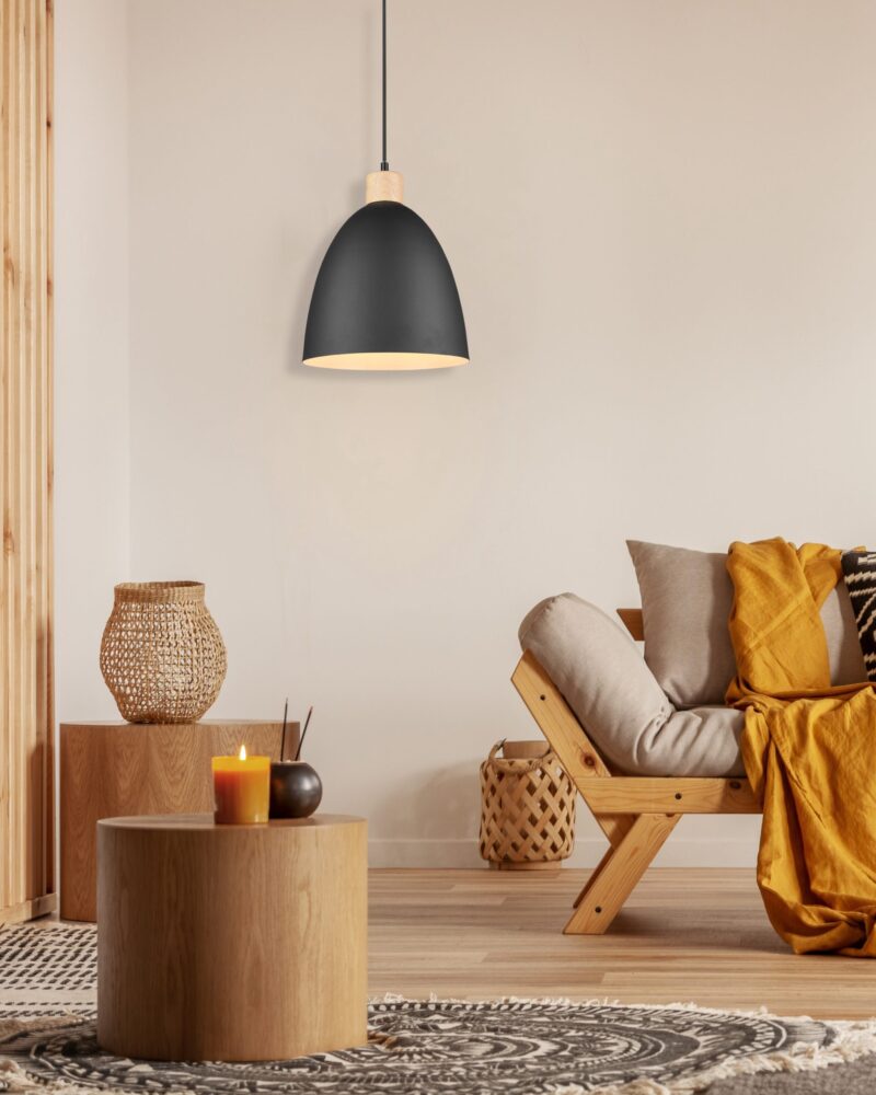 Zwarte metalen komvormige hanglamp houtaccent Jagger - Afbeelding 5