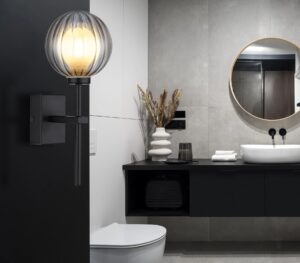 globo-wandlamp-ander-zwart-glas-g9-41928w-1