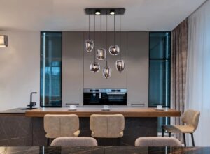 globo-hanglamp-blacky-zwart-glas-groteeettafellamp-e14-15345-6l-1