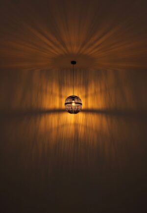 globo-hanglamp-hermiii-zwart-metaal-ø30cm-e27-14994h1-1