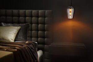 globo-hanglamp-lavus-zwart-glas-ø18cm-e27-15552h3-1