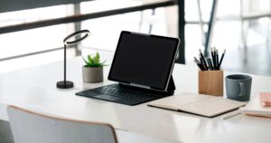 globo-tafellamp-grenvix-zwart-metaal-led-67188t-1