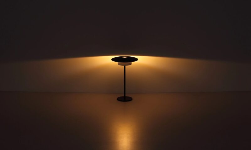 globo-tafellamp-kyler-zwart-metaal-ø18cm-led-21024s-1