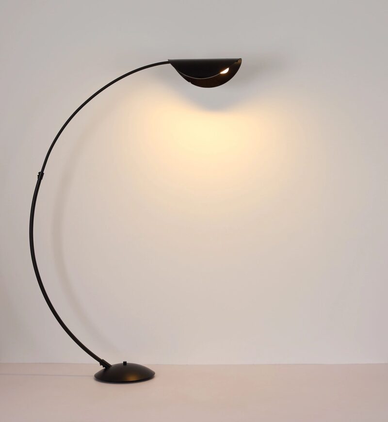 globo-tafellamp-robles-zwart-metaal-booglamp-led-58032s-1