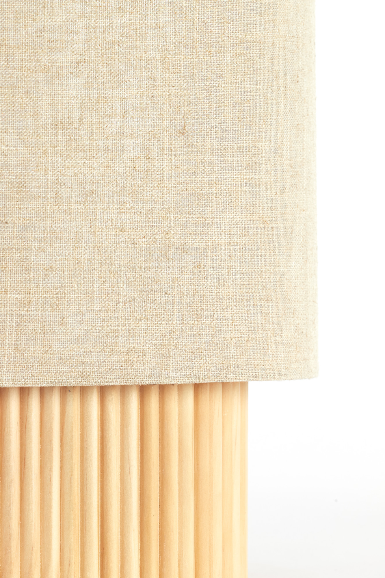 light&living-tafellamp-laslo-naturel-hout-nachtkastlamp-e27-1896584-1