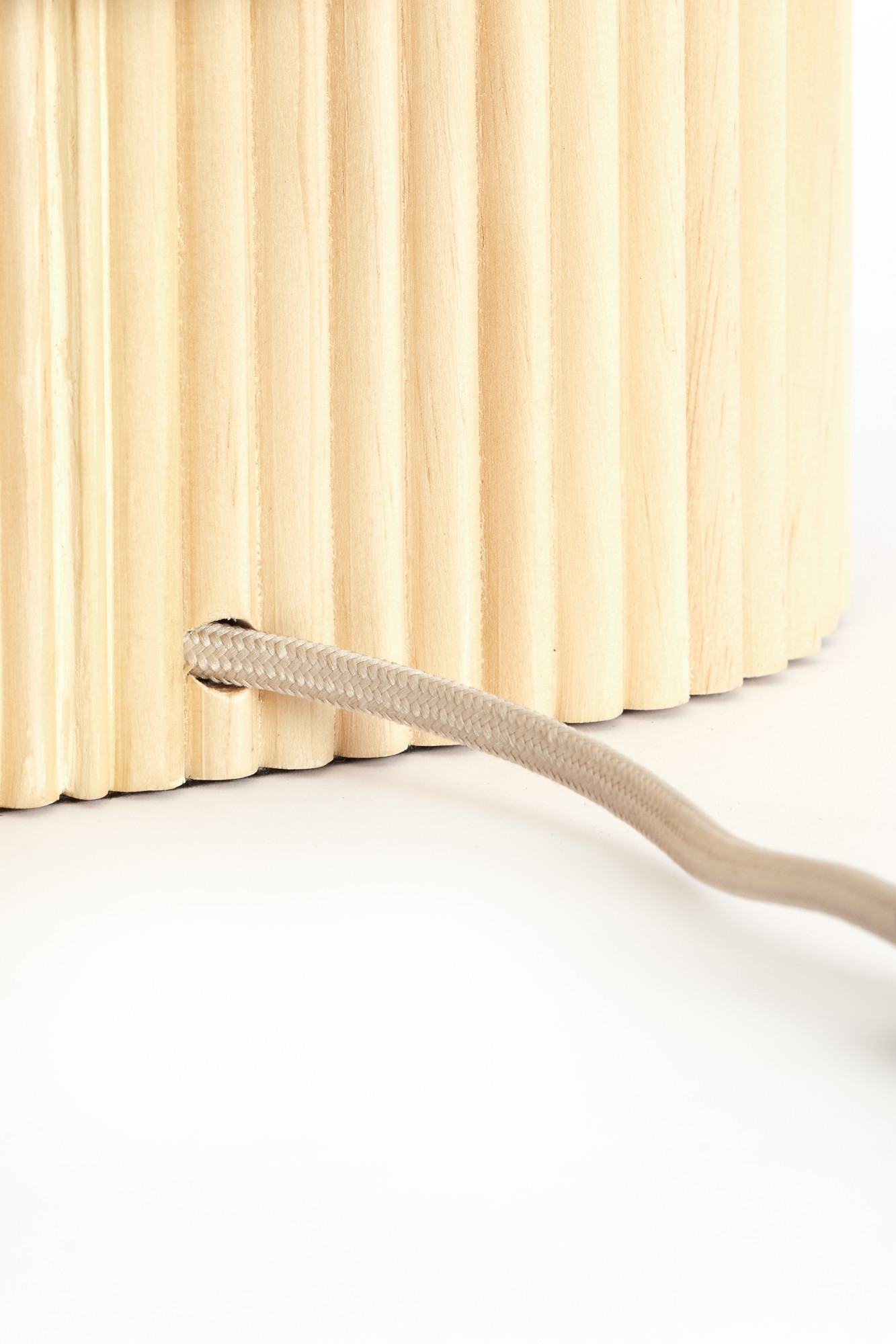 light&living-tafellamp-laslo-naturel-hout-nachtkastlamp-e27-1896584-1