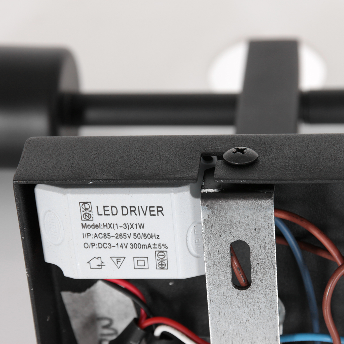 zwartewandlampmetbamboekapenleeslichtsteinhauerstang-16