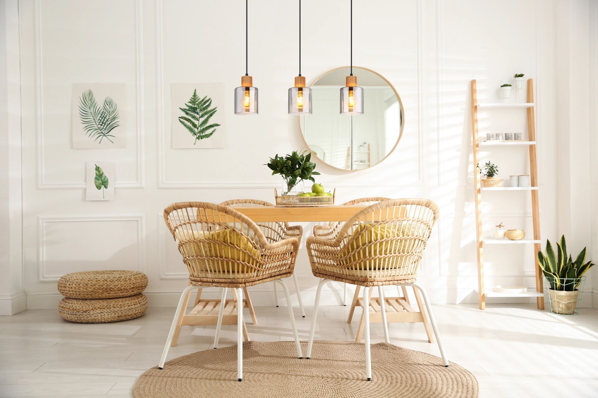 globo-hanglamp-aleidis-zwart-glas-groteeettafellamp-e27-15768-3-4