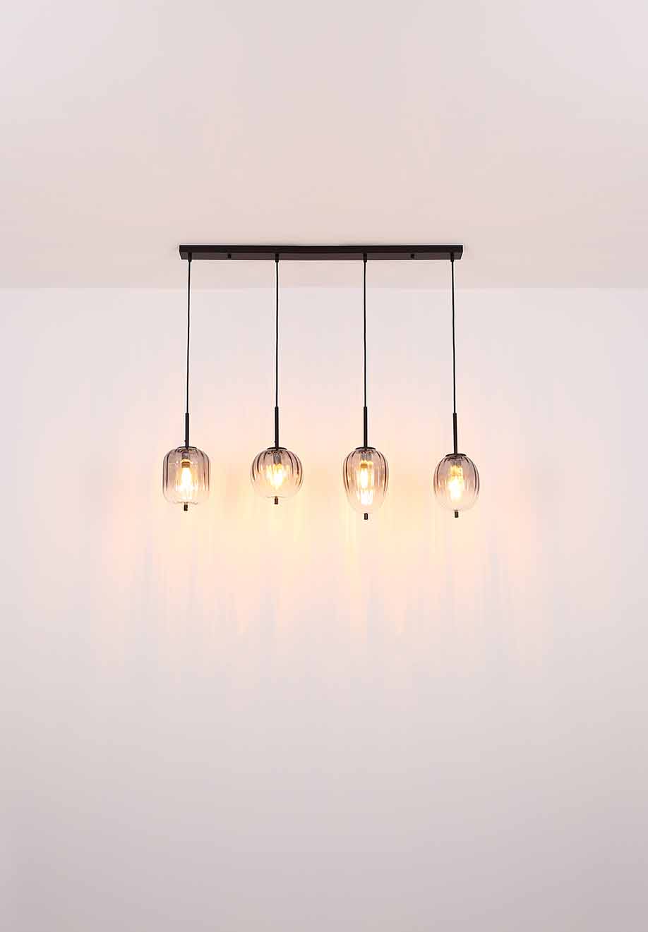 globo-hanglamp-attila-zwart-glassmokeglas-ø46cm-e14-15215-3-4