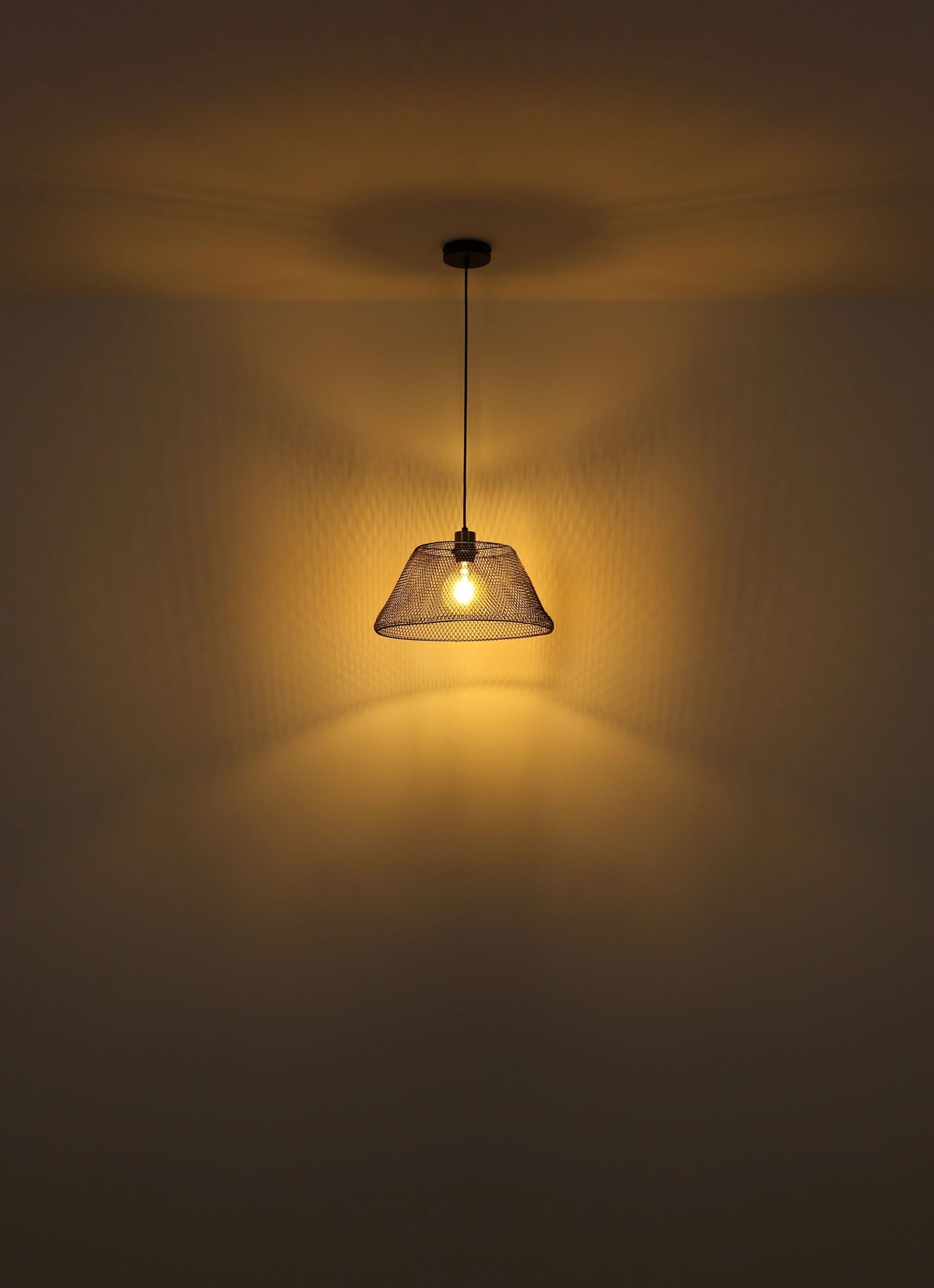 globo-hanglamp-baku-zwart-metaal-ø36cm-e27-15646h1-3