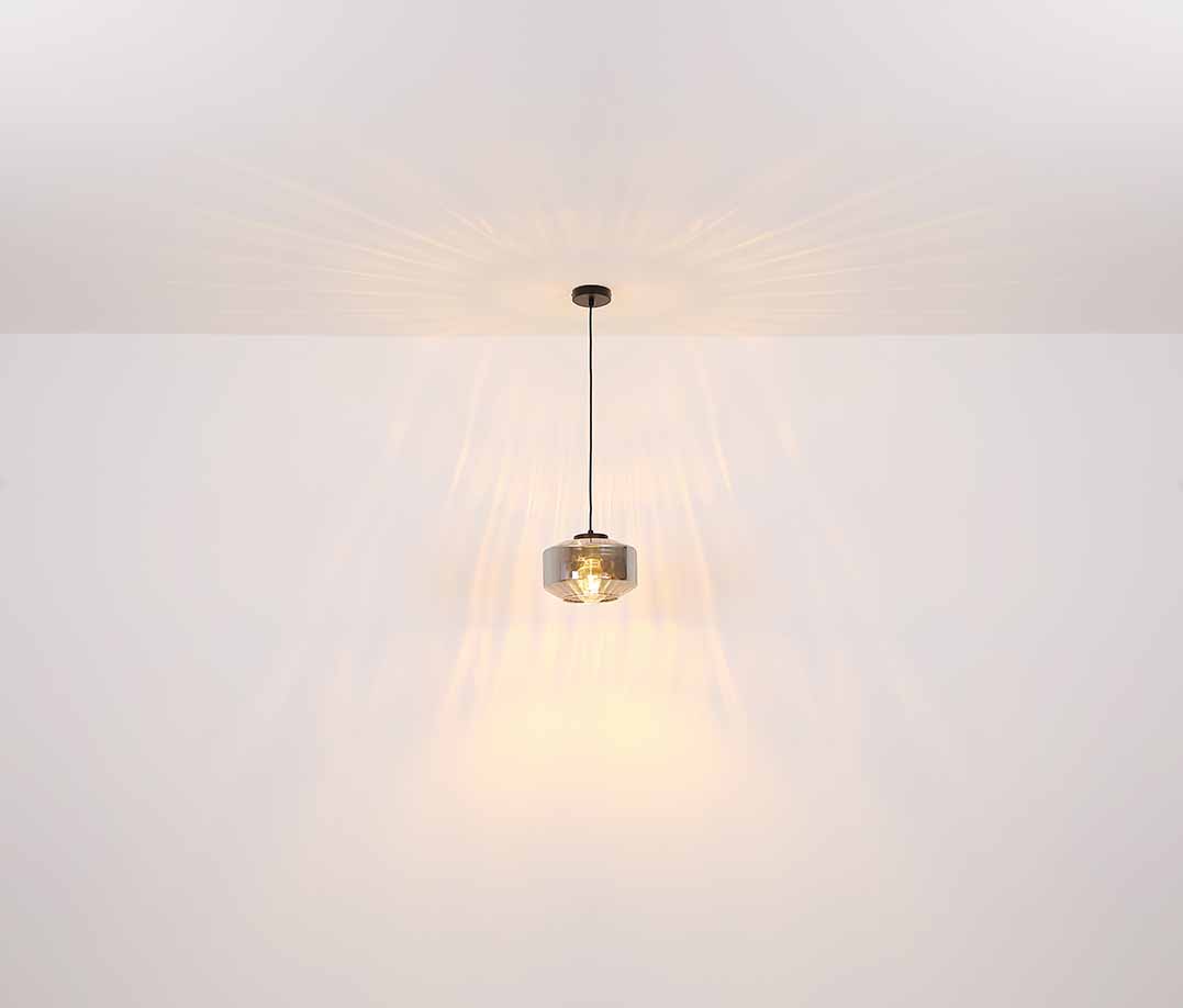 globo-hanglamp-christiana-zwart-metaal-ø40cm-e27-15547-3h-3