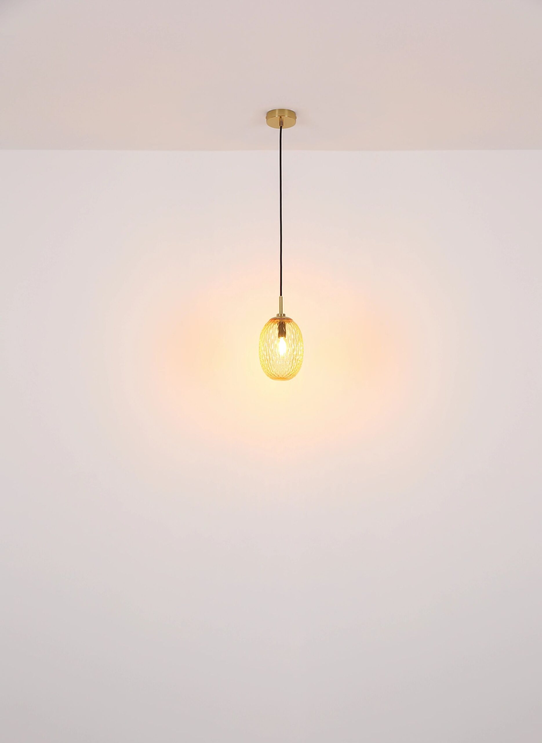 globo-hanglamp-devin-goud-glas-ø15cm-e14-15899h-4