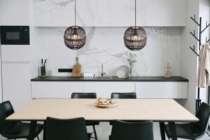 globo-hanglamp-hermiii-zwart-metaal-ø30cm-e27-14994h1-1