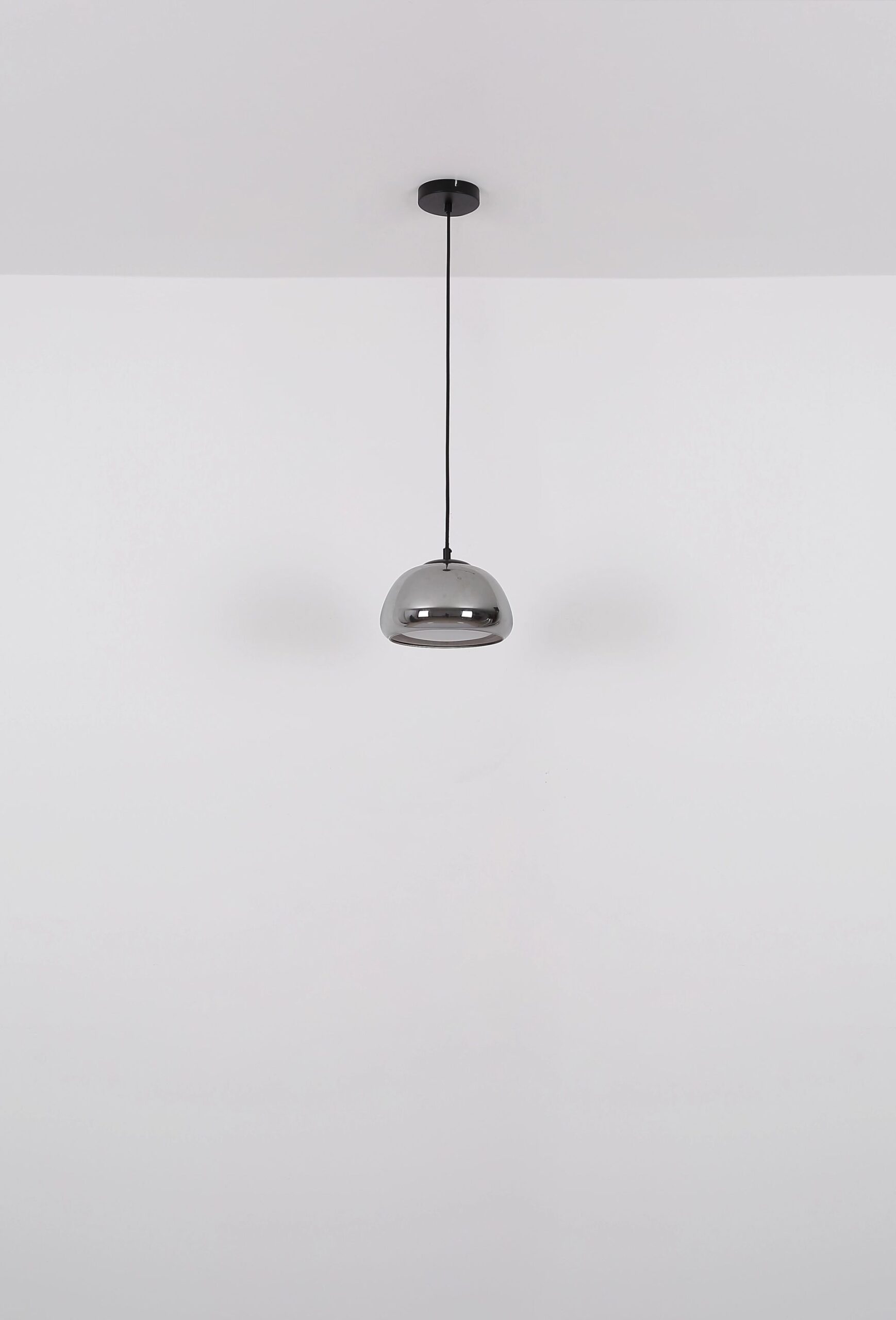 globo-hanglamp-jella-zwart-glas-ø25cm-e14-15743h-5