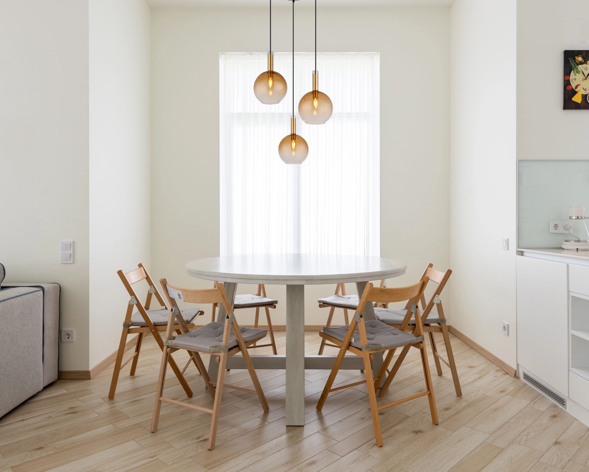 globo-hanglamp-marinella-amberkleurig-glas-ø51cm-e14-16048-3hr-3