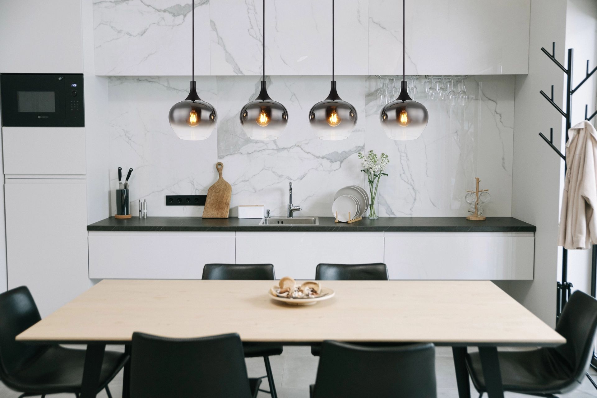 globo-hanglamp-maxy-zwart-glas-groteeettafellamp-e27-15548-4h-4