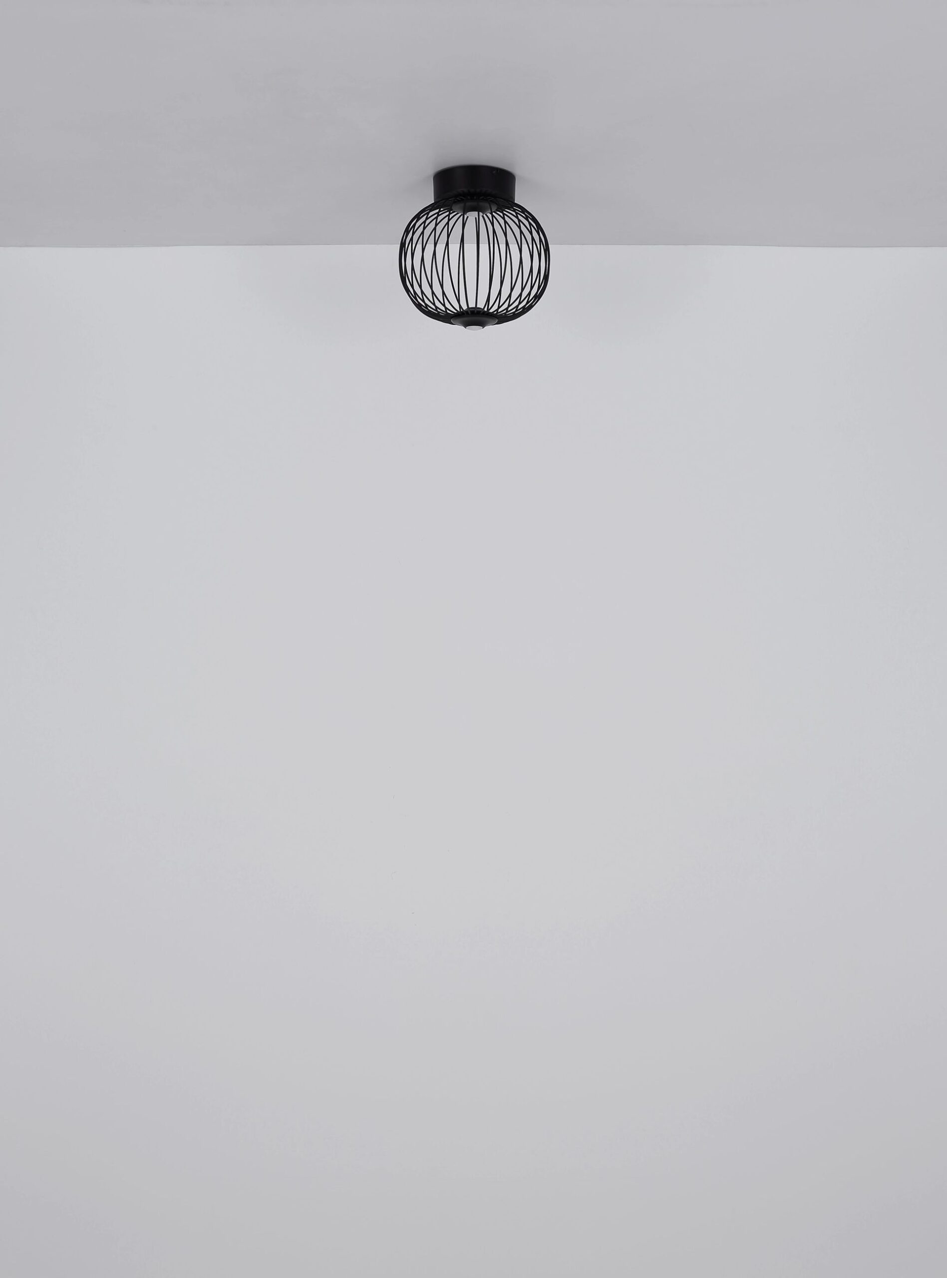 globo-plafonniere-galway-zwart-metaal-ø30cm-led-15652d-6