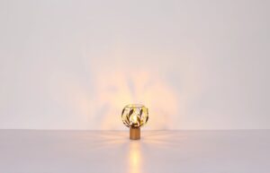 globo-tafellamp-mika-bruin-hout-ø20cm-e27-15759t-4