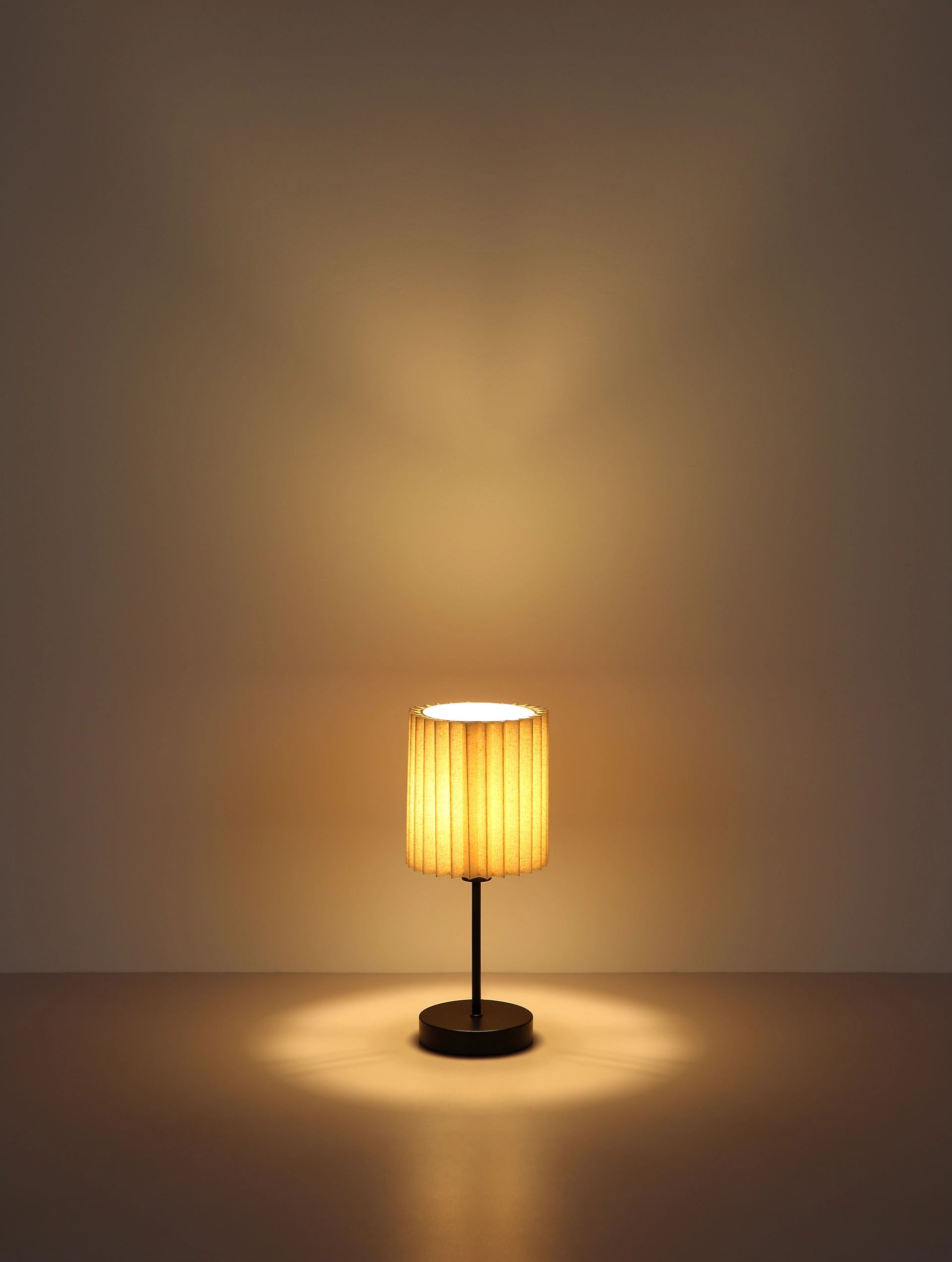 globo-tafellamp-page-naturel-papier-ø15cm-e14-15757t-4