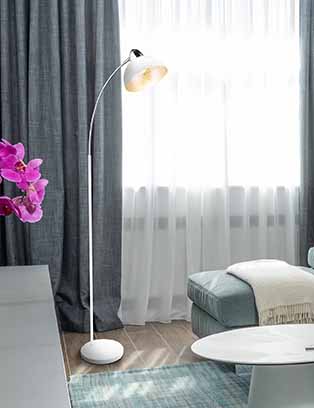 globo-vloerlamp-anita-wit-metaal-booglamp-e27-24703sw-1