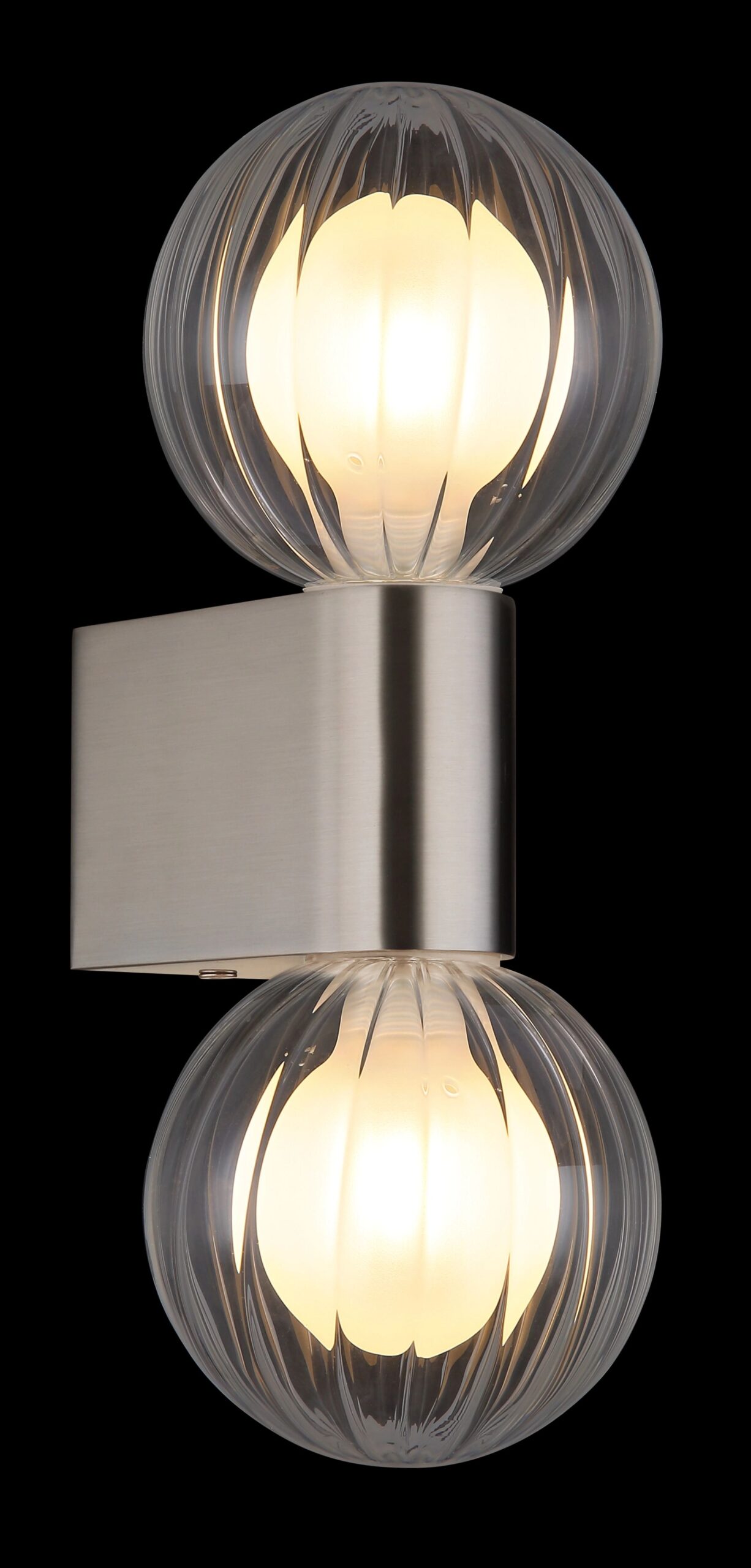 globo-wandlamp-ander-staal-glas-g9-41928-2n-4