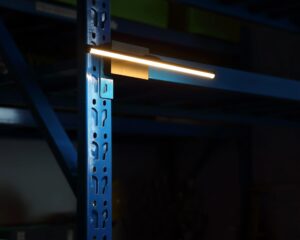 globo-wandlamp-jaimei-brons-metaal-schilderijlamp-led-78061m-9