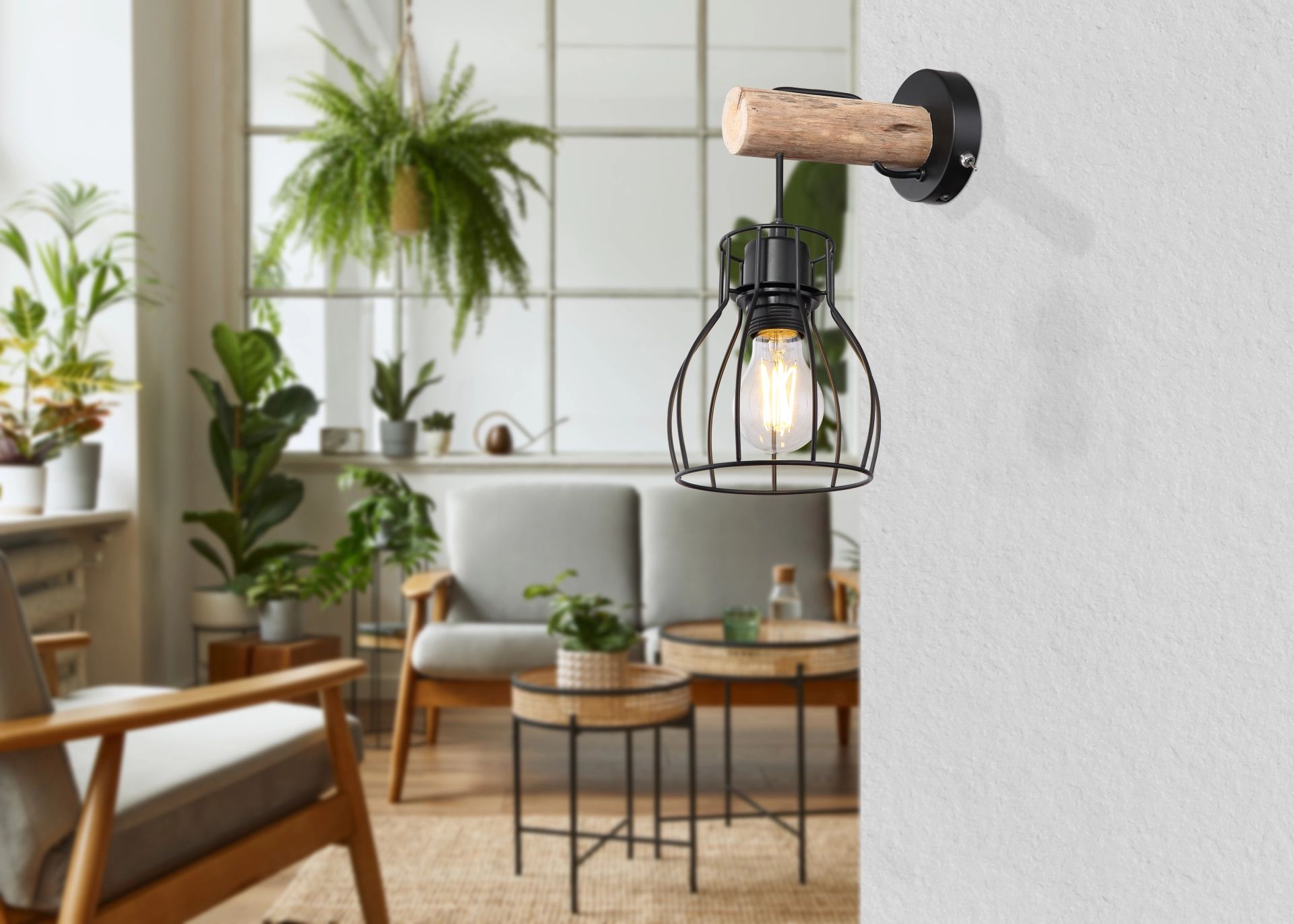 globo-wandlamp-mina-zwart-metaal-bedlampje-e27-15326nw-3
