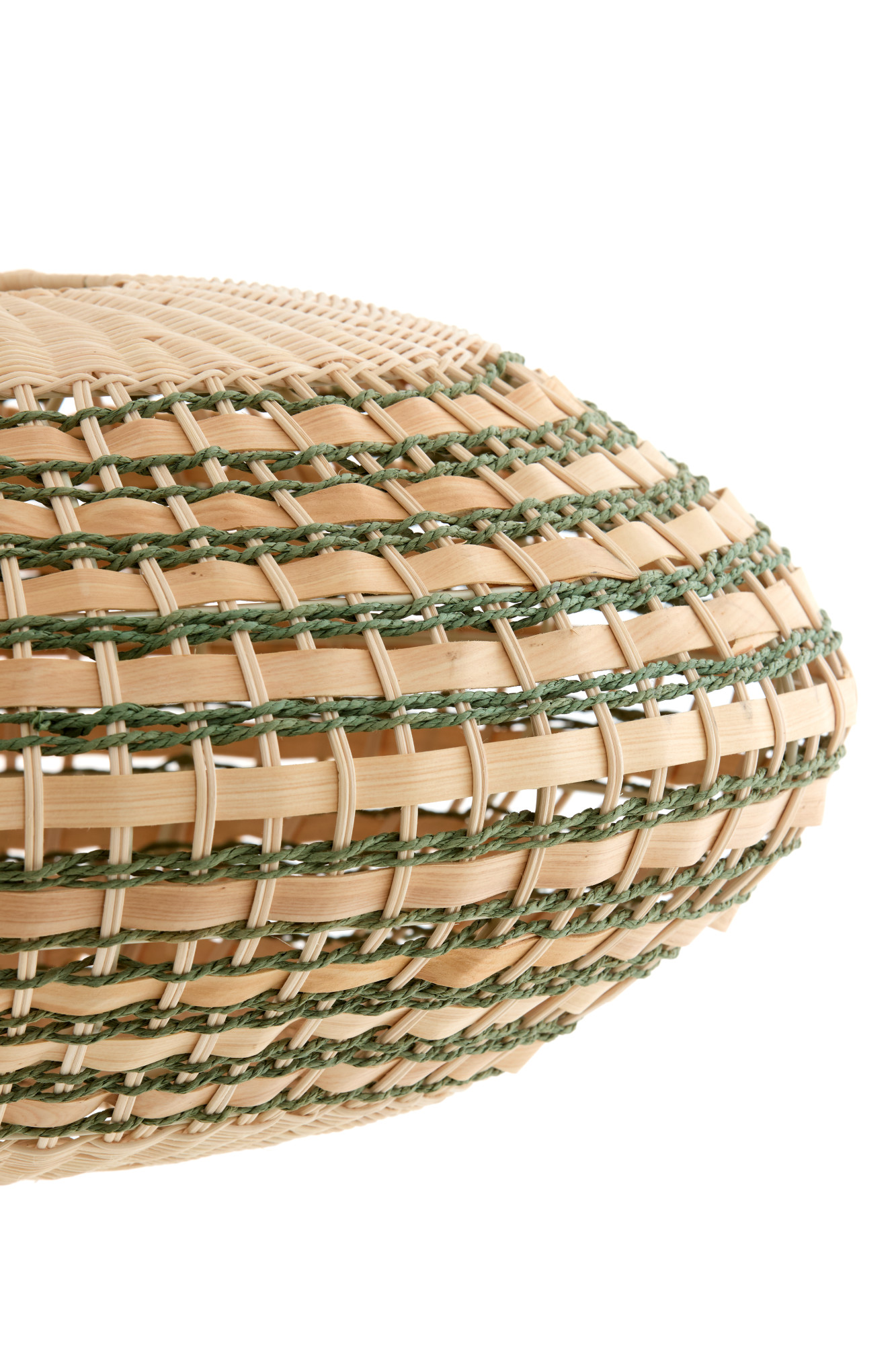 light&living-hanglamp-tawela-groen-rotan-e27-2986976-1