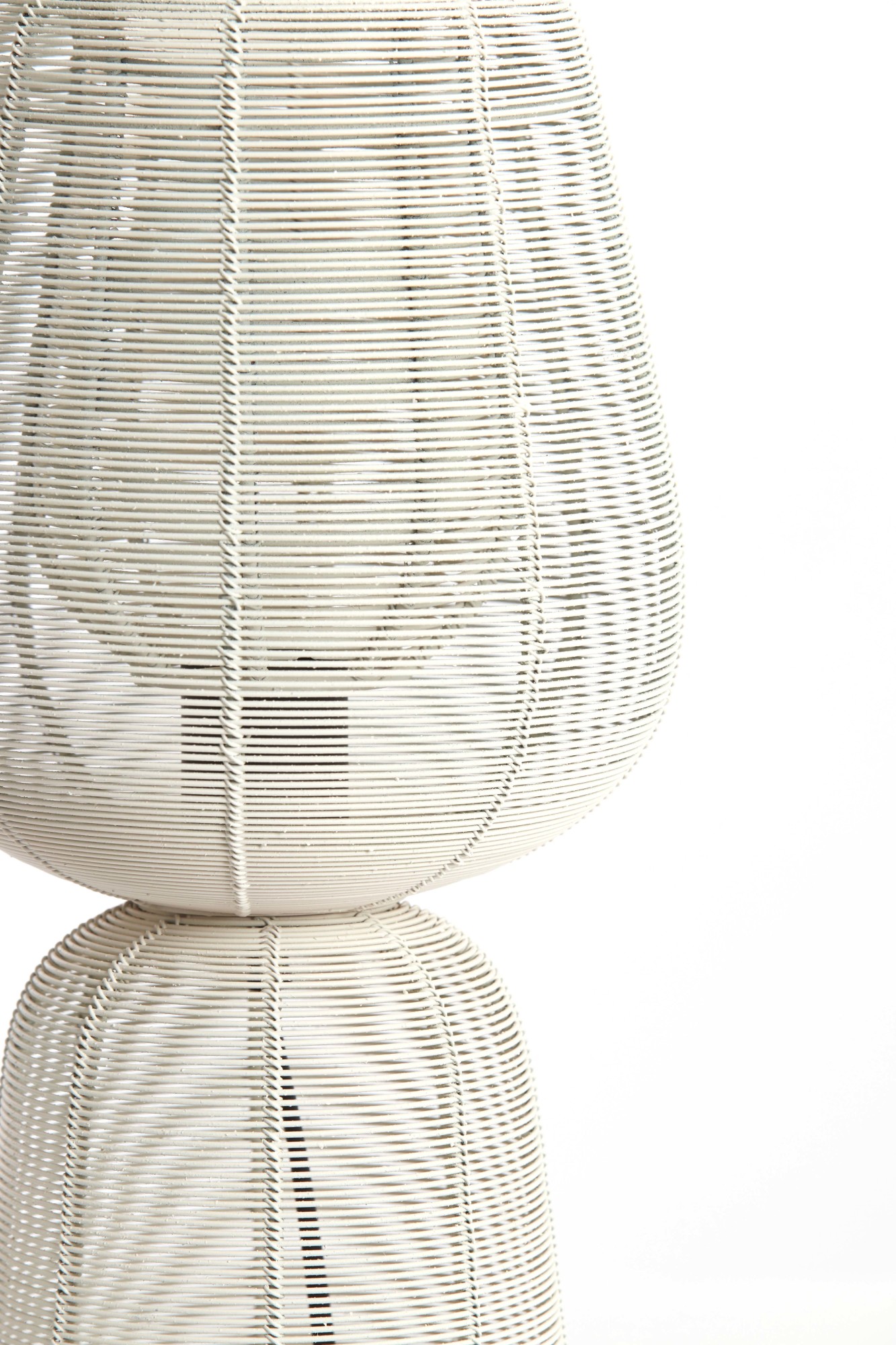 light&living-tafellamp-aboso-beigewit-metaal-nachtkastlamp-e27-1883343-1