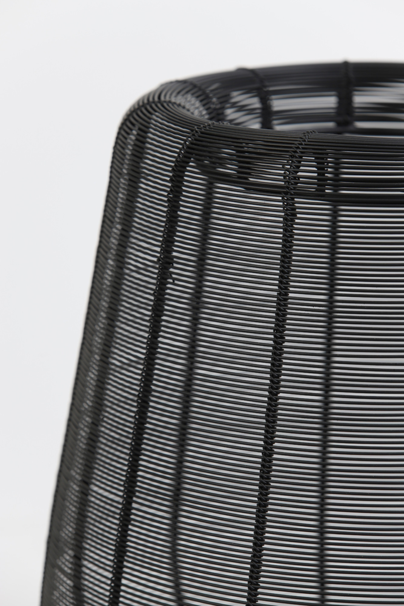 light&living-tafellamp-adeta-zwart-metaal-nachtkastlamp-e27-1861312-1