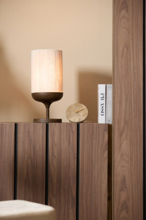 tafellamp-beigebruin-dania-katoenmetaal-ø22cm-e27-1885752-light&living-1
