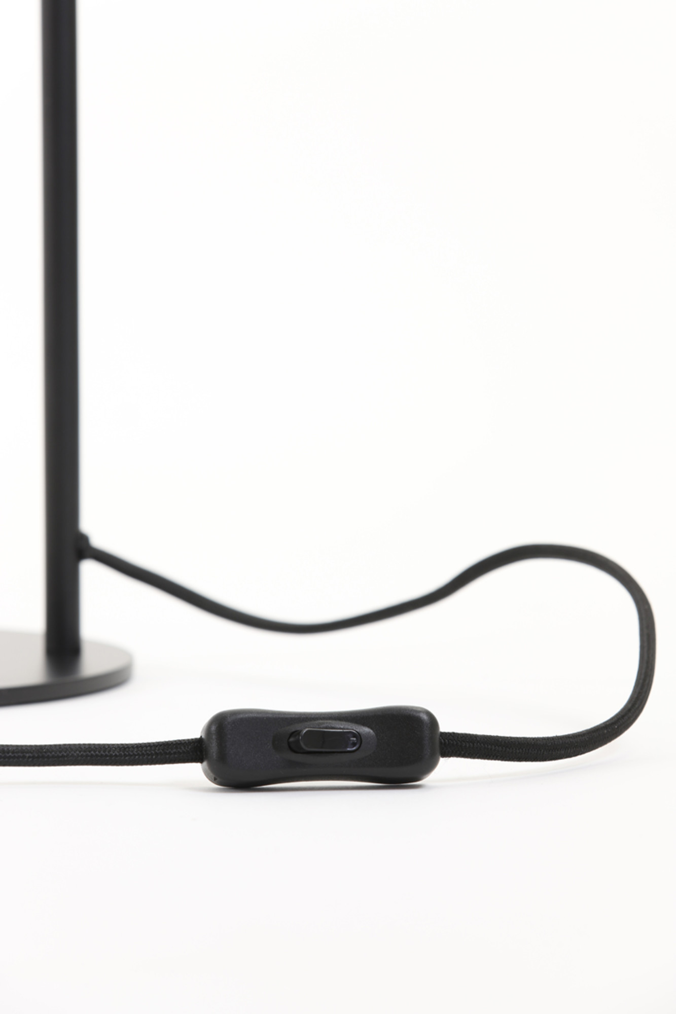 light&living-tafellamp-mette-zwart-metaal-bureaulamp-e27-1858612-366