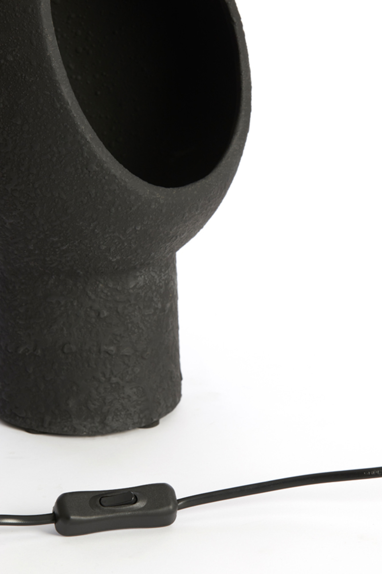 light&living-tafellamp-monk-zwart-keramiek-nachtkastlamp-e27-1884612-6