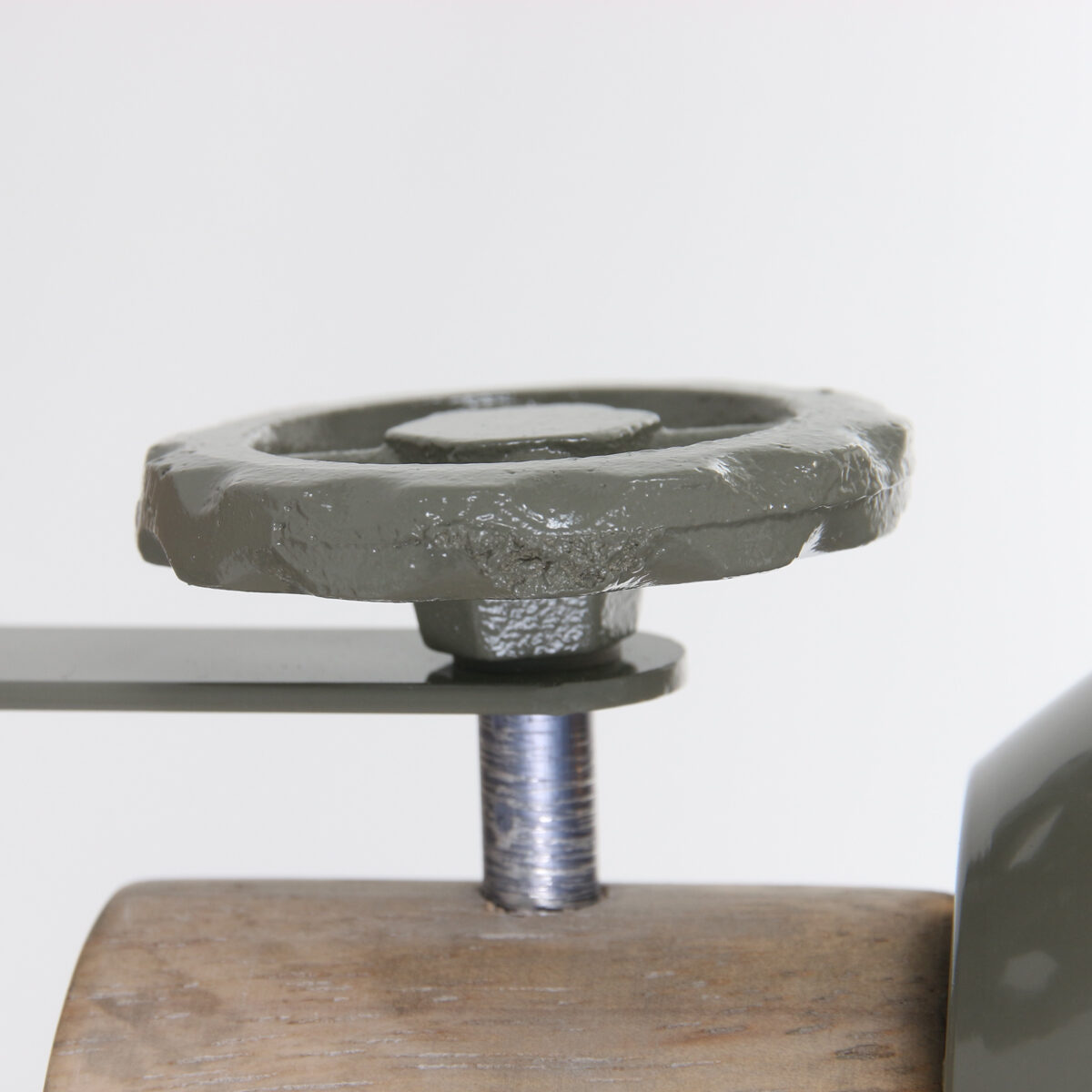 mexlite-spot-gearwood-groen-metaalrubberwood-opbouwspot-e27-7968g-6