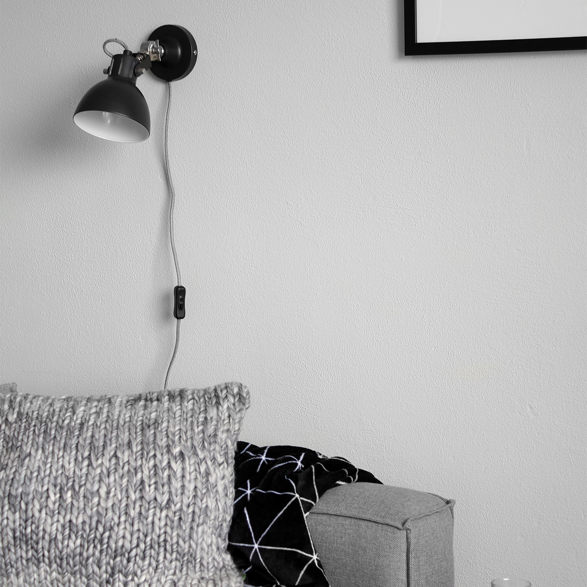 mexlite-wandlamp-cera-zwart-metaal-bedlampje-e14-7647zw-3