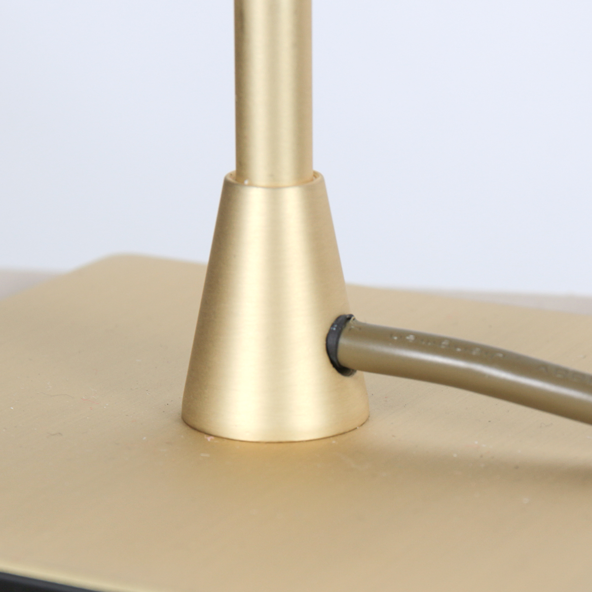 steinhauer-tafellamp-ancilla-messing-glasmetaal-ø14cm-e14-3102me-1