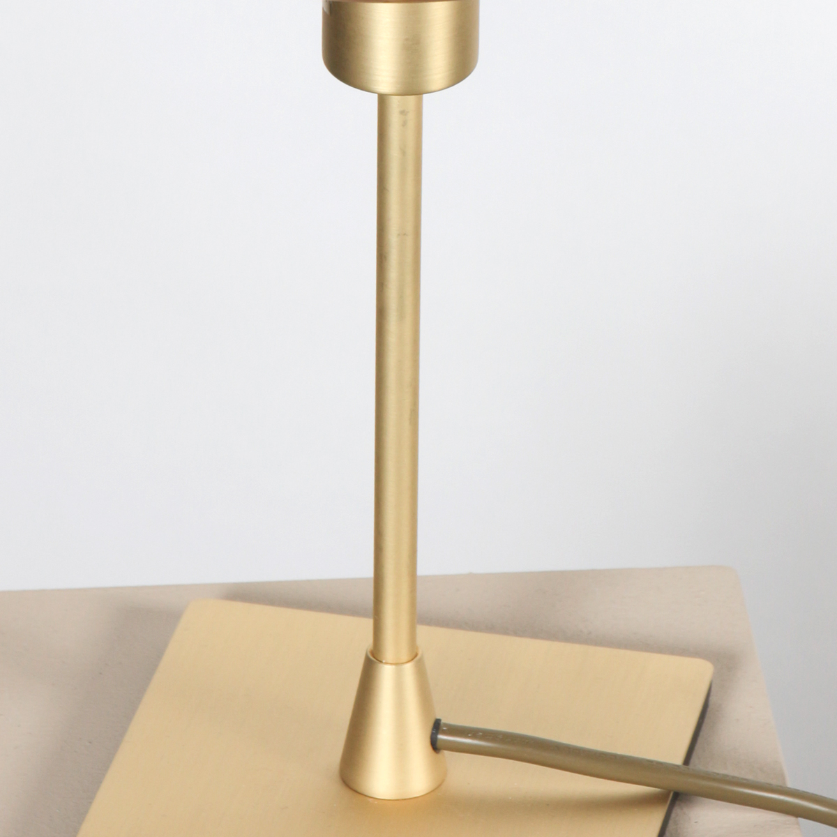 steinhauer-tafellamp-ancilla-messing-glasmetaal-ø14cm-e14-3102me-1