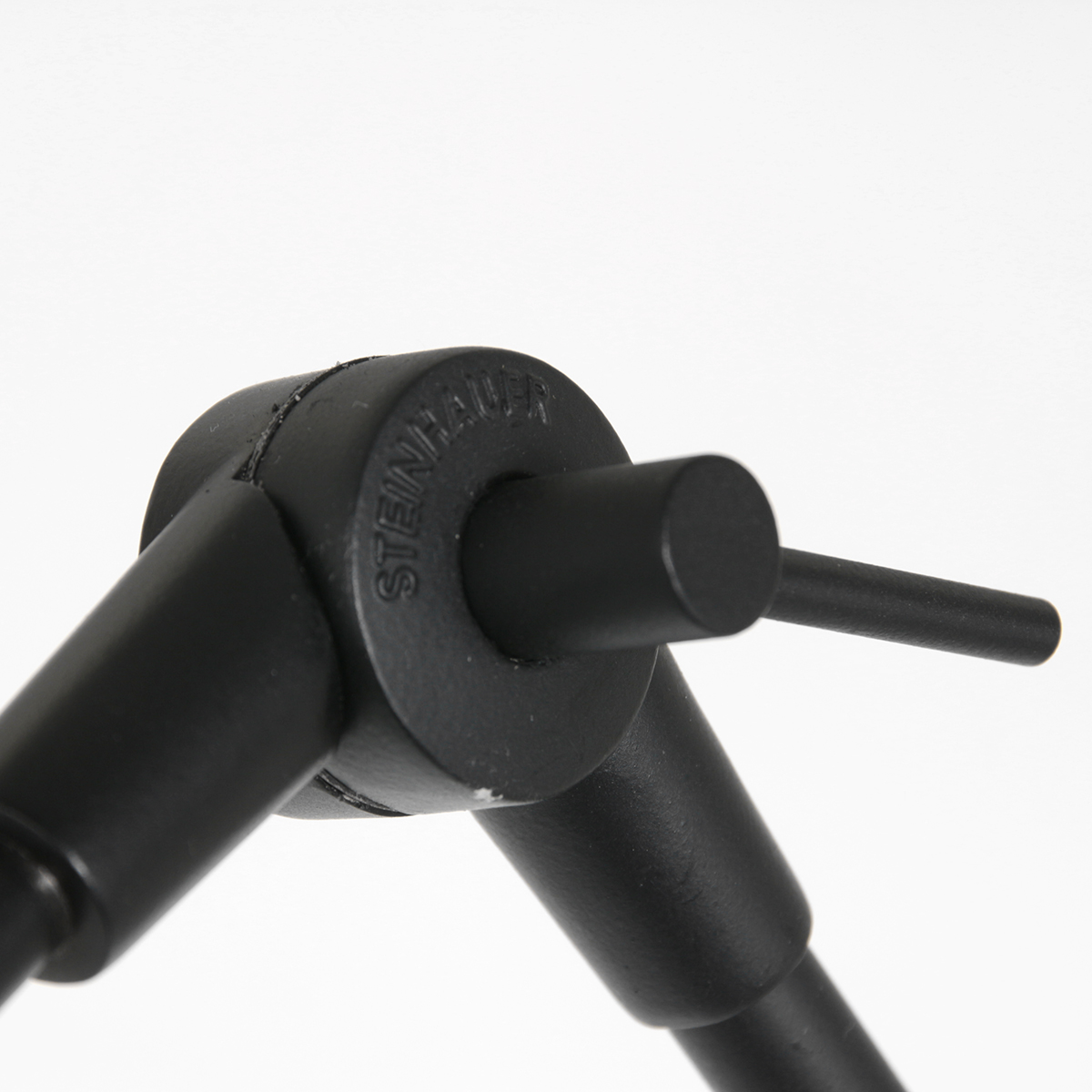 steinhauer-vloerlamp-prestigechic-zwart-linnenmetaal-schemerlamp-e27-3938zw-5