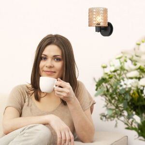 wandlamp-amberkleurigzwart-ocre-glasmetaal-bedlampje-e14-4223zw-mexlite-1