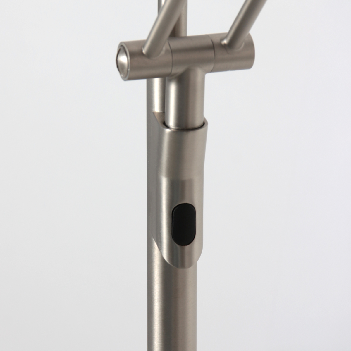 vloerlamp-staal-zenith2-elektronicakunststofmetaal-designlamp-led-4390st-steinhauerexclusive-1